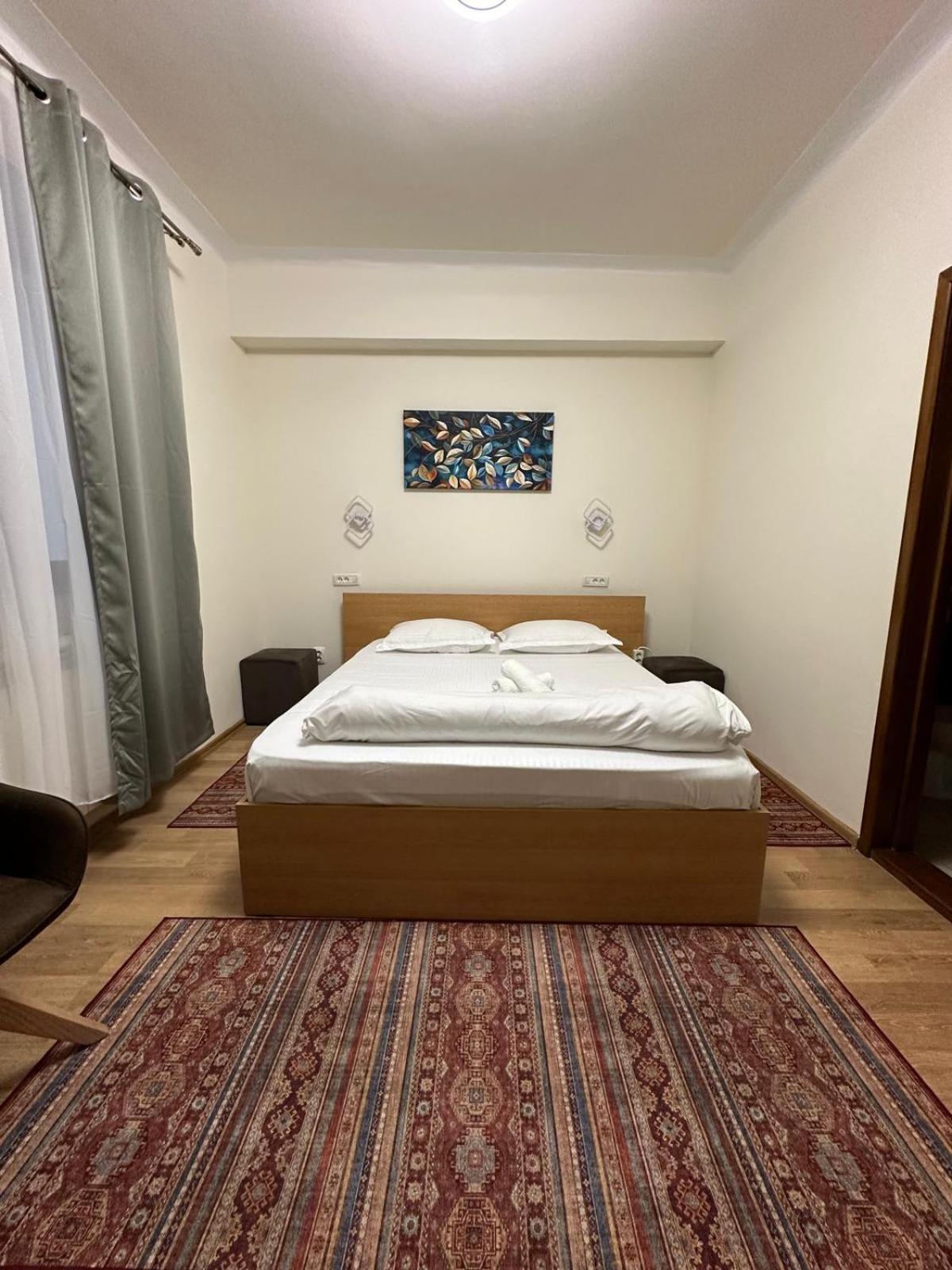 Hotel DorTin Arad Exterior foto